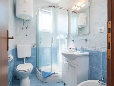 Kupaonica u objektu Apartments Island Beat - Two Bedroom Apartment with Balcony A3 ST