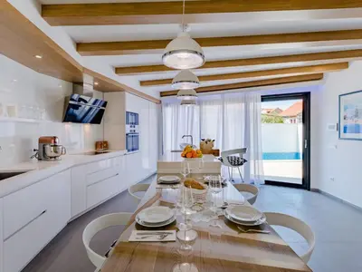 Tlocrt objekta Villa Stone Pearl - Two Bedroom Holiday House with Pool