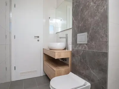 Kupaonica u objektu Apartments Dva Galeba - One Bedroom Apartment with Sea View 206