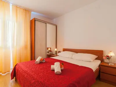Krevet ili kreveti u jedinici u objektu Apartments Island Beat - Two Bedroom Apartment with Balcony A6 ST