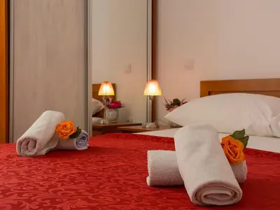 Krevet ili kreveti u jedinici u objektu Apartments Island Beat - Two Bedroom Apartment with Balcony A6 ST