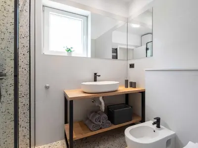 Kupaonica u objektu Apartment Tomas with balcony and sea view