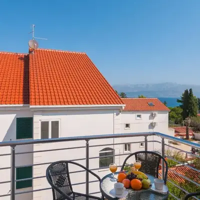 Apartments Island Beat - One Bedroom Apartment with Balcony and Sea View A1 ST