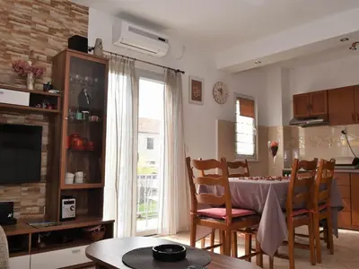 Kuhinja ili čajna kuhinja u objektu Apartment Manigo - Three bedroom apartment