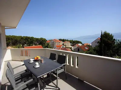 Pogled na planine ili pogled na planine iz apartmana