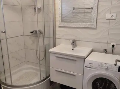 Kupaonica u objektu Apartments Pezo - Two Bedroom Apartment with Balcony