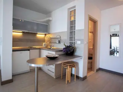 Kuhinja ili čajna kuhinja u objektu Apartments & Room Vesna - Studio Apartment with Sea View
