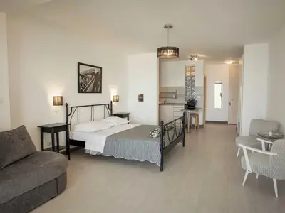 Krevet ili kreveti u jedinici u objektu Apartments & Room Vesna - Studio Apartment with Sea View