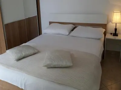 Krevet ili kreveti u jedinici u objektu Apartments Bandalo - One Bedroom Apartment with Sea View