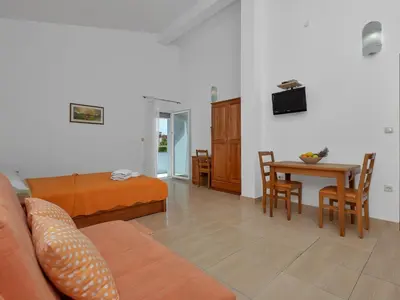 TV i/ili zabavni centar u objektu Apartments Villa Juric- Studio