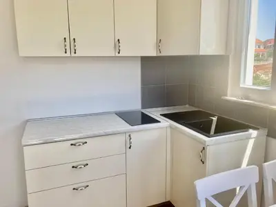 Kuhinja ili čajna kuhinja u objektu 3 Bedroom apartment with balcony