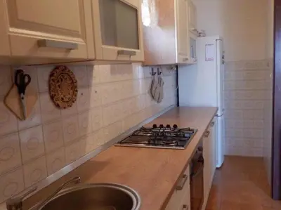 Kuhinja ili čajna kuhinja u objektu Apartment Vesna & Ivica - Two Bedroom Apartment with Terrace and Sea View Vesna