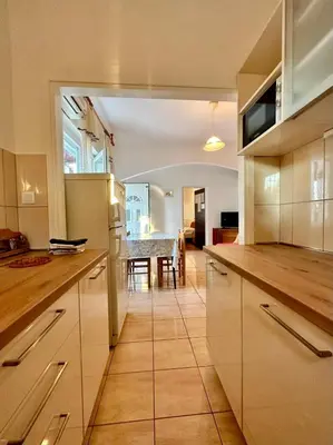 Tlocrt objekta Apartmani Tri Palme