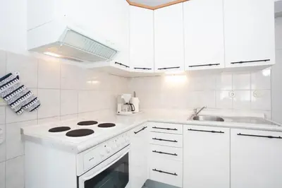 Kuhinja ili čajna kuhinja u objektu Apartments Anita