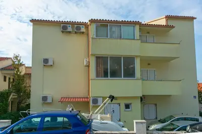 Zgrada u kojoj se nalazi apartman