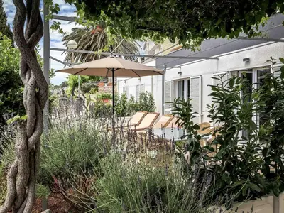 Vrt u objektu Apartments Melani Hvar