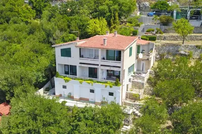 Zgrada u kojoj se nalazi apartman