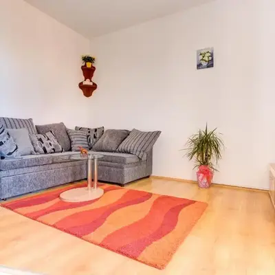Apartment Ema