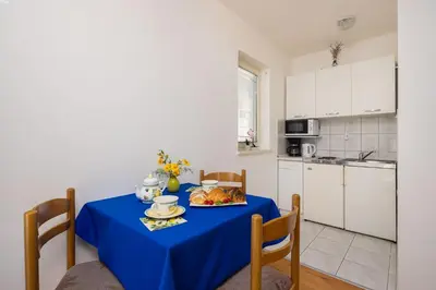 Kuhinja ili čajna kuhinja u objektu Apartments PERIC