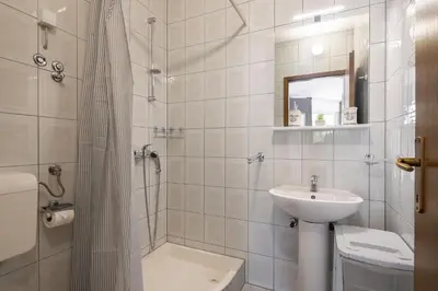 Kupaonica u objektu Apartments PERIC