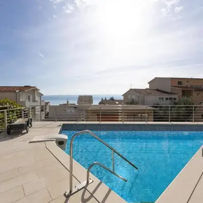 2 Bedroom Awesome Apartment In Dugi Rat