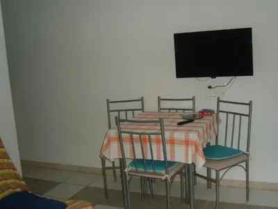 TV i/ili zabavni centar u objektu Apartments Antica