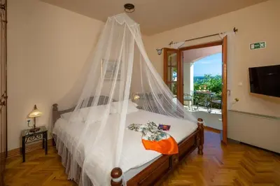 Krevet ili kreveti u jedinici u objektu Majestic Tranquil Villa with Stunning Panoramic View