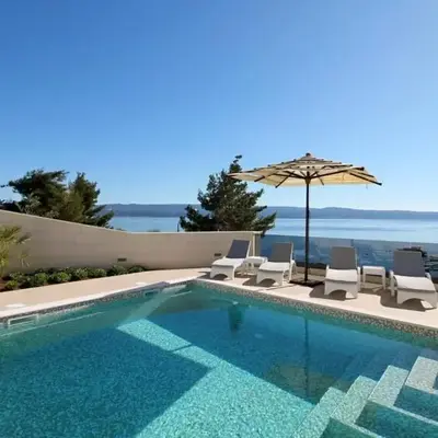 Luxury Villa Offering Calm Atmosphere