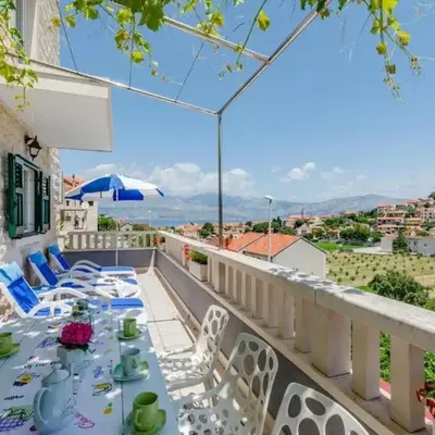 Comfortable Holiday Home with Terrace