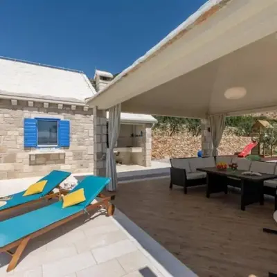 Charming Villa with Pool