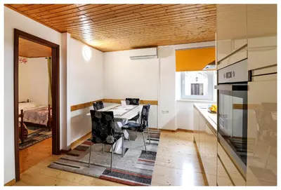 Kuhinja ili čajna kuhinja u objektu Apartments Mirabella