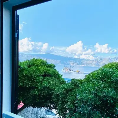Apartman Postira