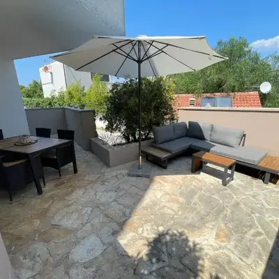 Laurentina - Modern Apartment with Large Terrace near Beach-quiet and comfortable