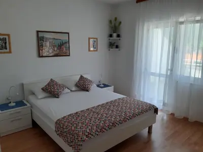 Krevet ili kreveti u jedinici u objektu Apartment in Jelsa with terrace, air conditioning, Wi-Fi 4440-2
