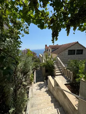Vrt u objektu Apartments Villa Suzana Including Private Pool