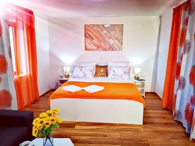 Krevet ili kreveti u jedinici u objektu Apartments Ante - Hvar center, pool