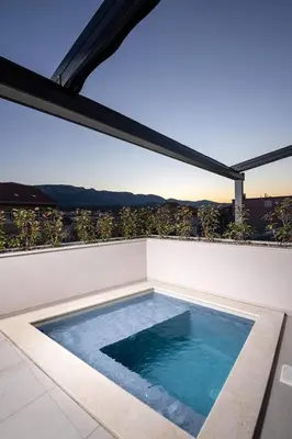Bazen u objektu Apartment Vierra Hvar with pool ili u blizini
