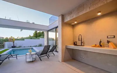 Bazen u objektu Luxury Villa - RoMa 2 - NEW ,with private pool ili u blizini