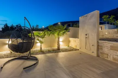 Tlocrt objekta New ! Luxury Villa - RoMa 1 and 2 with two heated pool