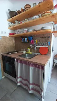Kuhinja ili čajna kuhinja u objektu Apartment 'Angelo' in traditional stone house