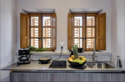 Kuhinja ili čajna kuhinja u objektu Townhouse Sea View Suite