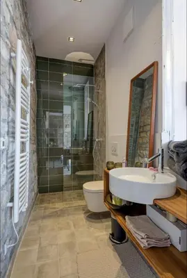 Kupaonica u objektu Townhouse Suite Danish Art