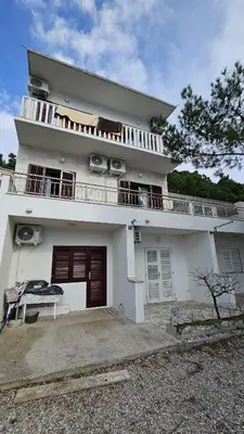 Zgrada u kojoj se nalazi apartman
