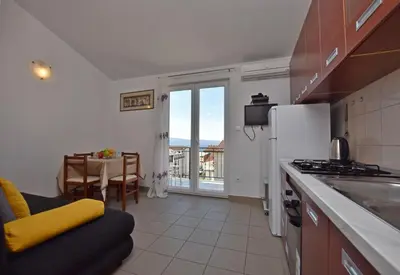 Kuhinja ili čajna kuhinja u objektu Apartments Ivan