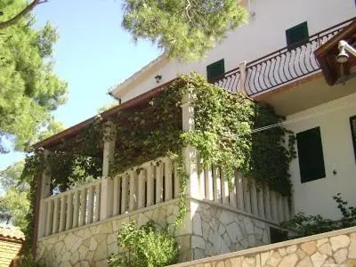 Zgrada u kojoj se nalazi apartman