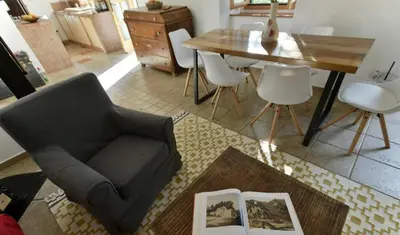 Tlocrt objekta Stone Dalmatian House Modern, Stylish with Pool