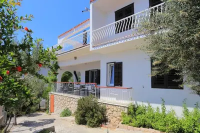Zgrada u kojoj se nalazi apartman
