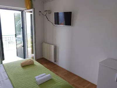 TV i/ili zabavni centar u objektu Maraska Sobe