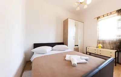 Krevet ili kreveti u jedinici u objektu Gorgeous Apartment In Omis With Wifi