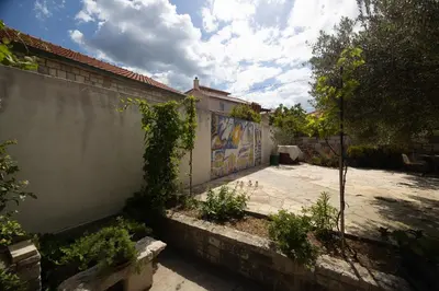 Zgrada u kojoj se nalazi apartman